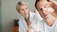 Common cholesterol drug linked to death risk